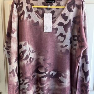 Emery Rose Elegant Animal Print Sweater in Purple and Cream